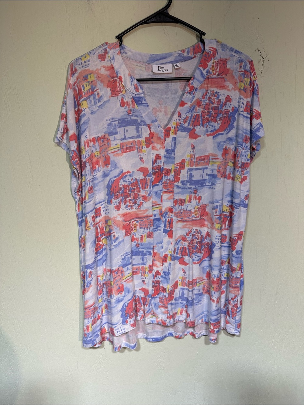 Kim Rogers colorful cityscape v neck stretchy short sleeve blouse large